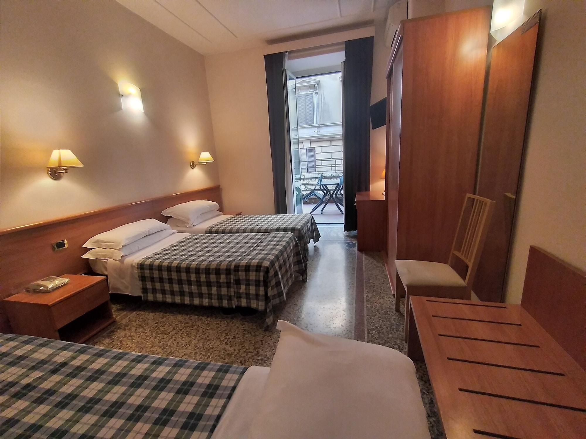 רומא Hotel Principe Eugenio מראה חיצוני תמונה